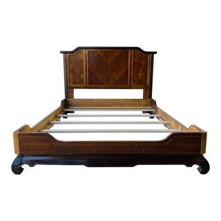 Vintage Broyhill Furniture Chinoiserie Asian Style Burl Wood Queen Bedframe For Sale