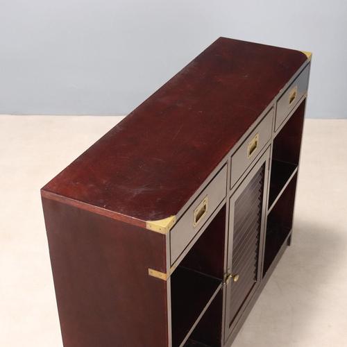 Brown Italian Sideboard in Mahogany Veneer For Sale - Image 8 of 10