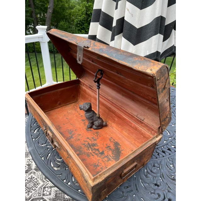 Chest/Trunk/Luggage - Mid 20th Century Vintage Metal Painted Trunk For Sale - Image 6 of 13