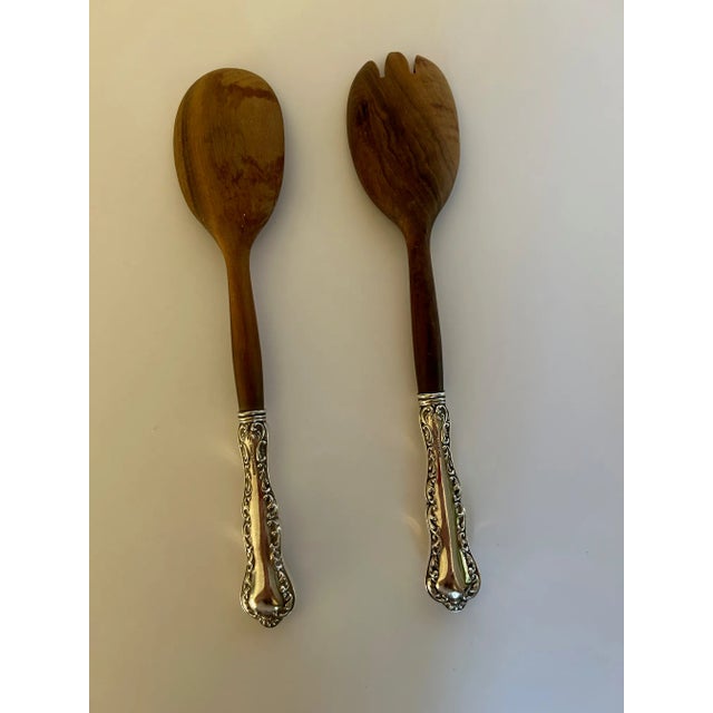 English Mid 20th Century Sterling Silver and Teak Wood Fork and Spoon Salad Serving Set For Sale - Image 3 of 5