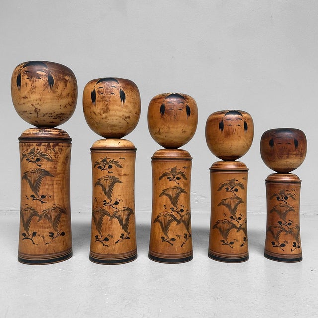 Mid-Century Modern Naruko Style Kokeshi Dolls by Sakurai Shōji, 1960s, Set of 5 For Sale - Image 3 of 18