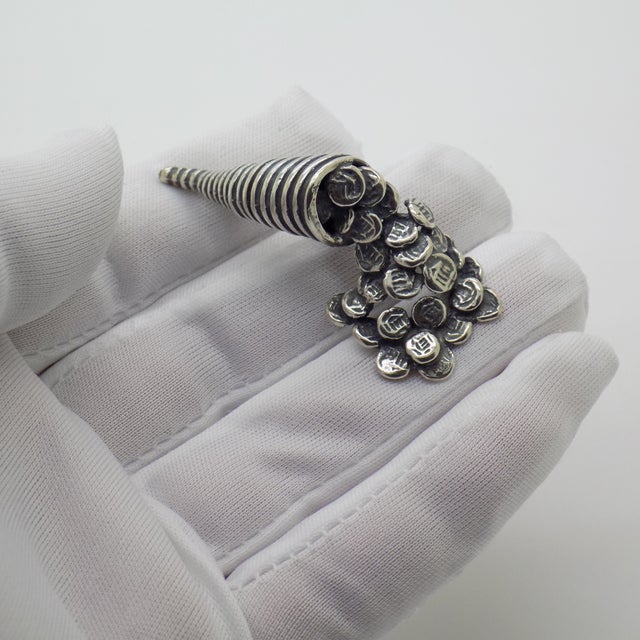 A charming cornucopia lucky charm figurine, handcrafted in Italy during the 1970s/1980s. This solid miniature is made in...