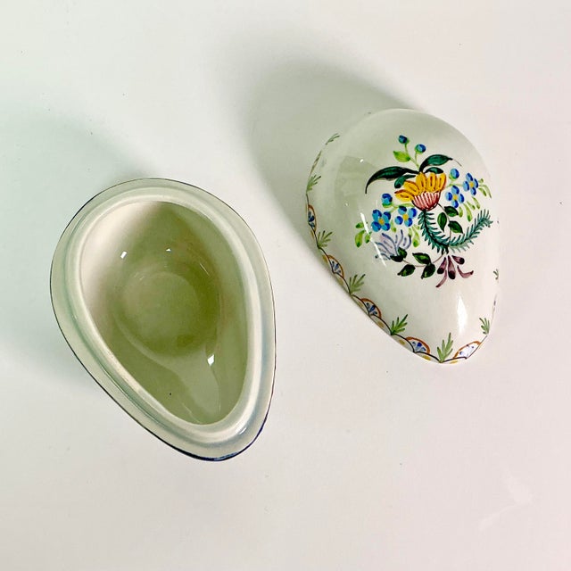 1950s Vintage Mediterranean Art Nouveau Porcelain Egg Box, Portuguese For Sale - Image 6 of 16