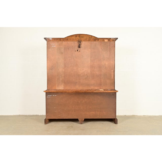 Ethan Allen Georgian Solid Maple Lighted Breakfront Bookcase Cabinet For Sale - Image 16 of 17