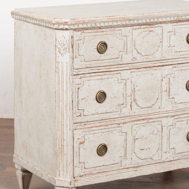 Pair of 20th Century Danish Pine Chests of Three Drawers For Sale - Image 9 of 15