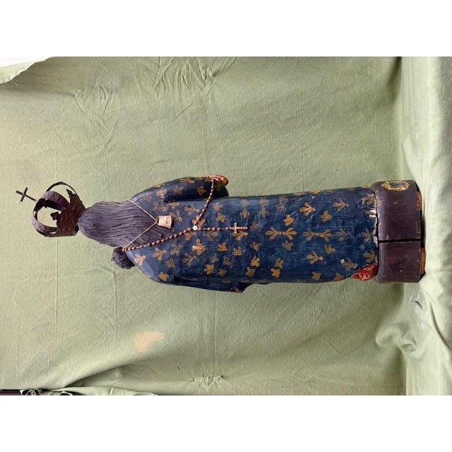 Virgin and Child in Polychrome Wood For Sale - Image 5 of 15