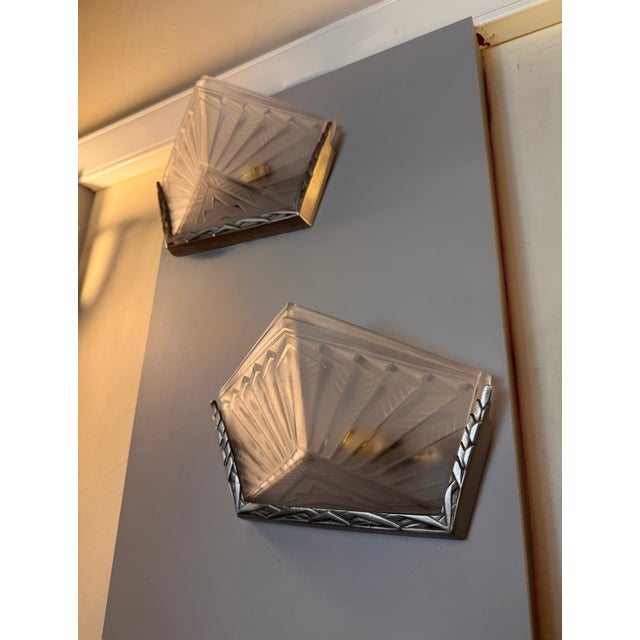 Art Deco Wall Lights in Pressed Glass and Nickel-Plated Bronze, Set of 2 For Sale - Image 15 of 18