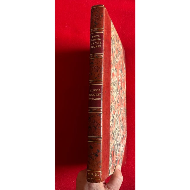 Fine Red Leather Binding - Encyclopedia of the Horse - Book by Elwyn Hartley Edwards - Single Volume For Sale - Image 13 of 13