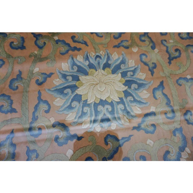1890s Peach Floral Medallions Antique Chinese Carpet Silk Embroidery 1'6'' X 4' Rug For Sale - Image 14 of 15