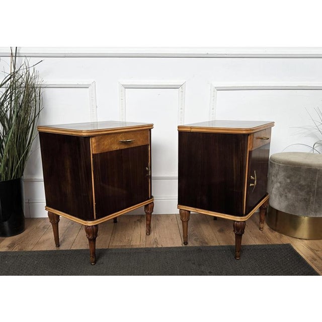 Art Deco Italian Nightstands in Burl Walnut, 1940s, Set of 2 For Sale - Image 9 of 11