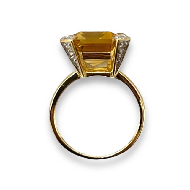 Radiant Citrine & Diamond in 10k Yellow Gold Ring Size 6 For Sale - Image 4 of 4