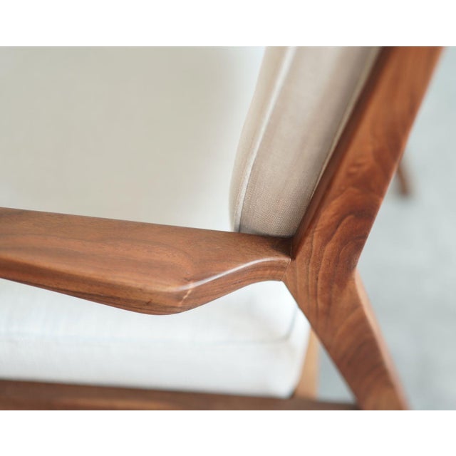 Wood Walnut Lounge Chairs in Grey Linen by Jens Risom, Model U430, C. 1950s For Sale - Image 7 of 8