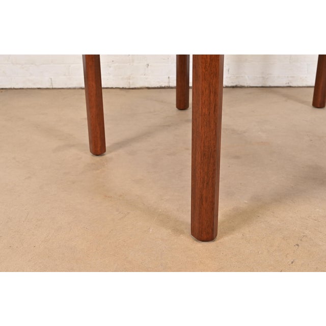 Wood Edward Wormley for Dunbar Mid-Century Modern Rosewood Dining Table, Newly Refinished For Sale - Image 7 of 10