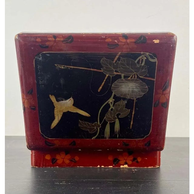 Japanese Lacquered Box, 1880 For Sale - Image 9 of 11