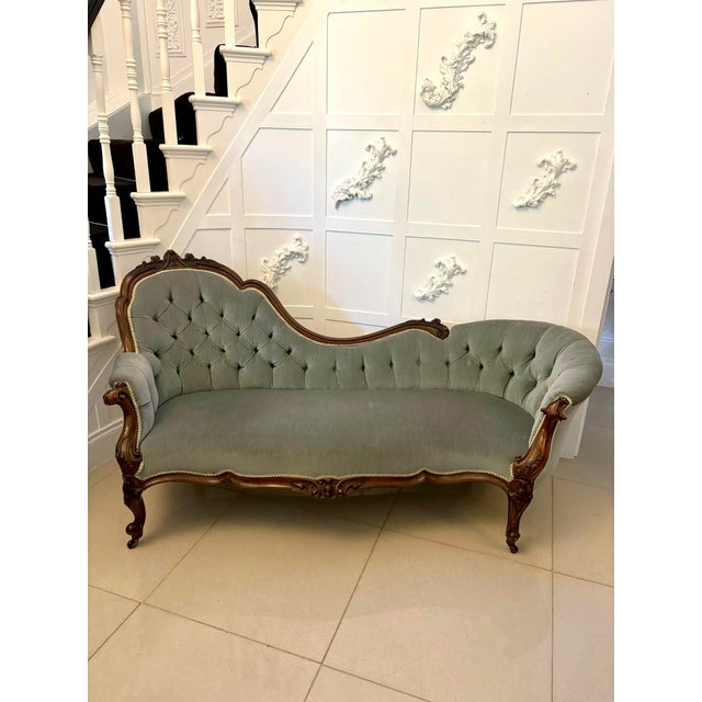 Antique Victorian Carved Walnut Chaise Lounge, 1850 For Sale - Image 17 of 17