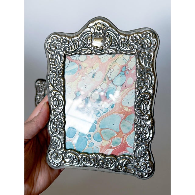 Pair of Vintage English Sterling Silver Repoussé Picture Frames, Velvet Back, 1987 For Sale - Image 10 of 17