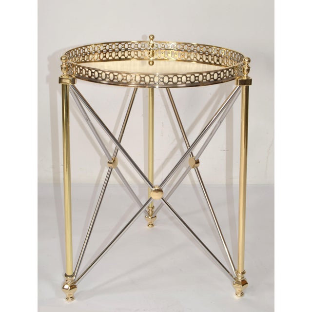 Mid-Century Modern 1970s French Maison Jansen Style Brass Chrome Round Tray Top End Side Drink Table For Sale - Image 3 of 12
