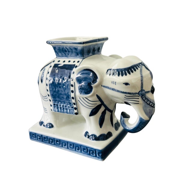 Chinoiserie Vintage Petite Bombay Company Blue & White Elephant Vase Planter – Chinoiserie Porcelain Elephant Cachepot, Made in Thailand For Sale - Image 3 of 11