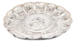 Circular Shaped Apparatus Salver