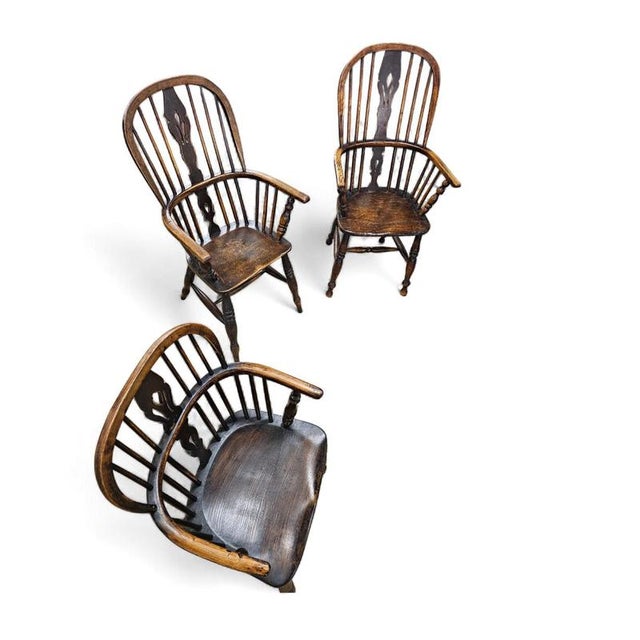 Antique Windsor High Spindle Back Armchairs in Elm Wood, 1800s, Set of 4 For Sale - Image 9 of 16