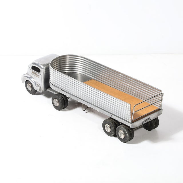 Mid-Century Smith Miller Silver Streak Truck & Trailer in Aluminum For Sale - Image 18 of 18