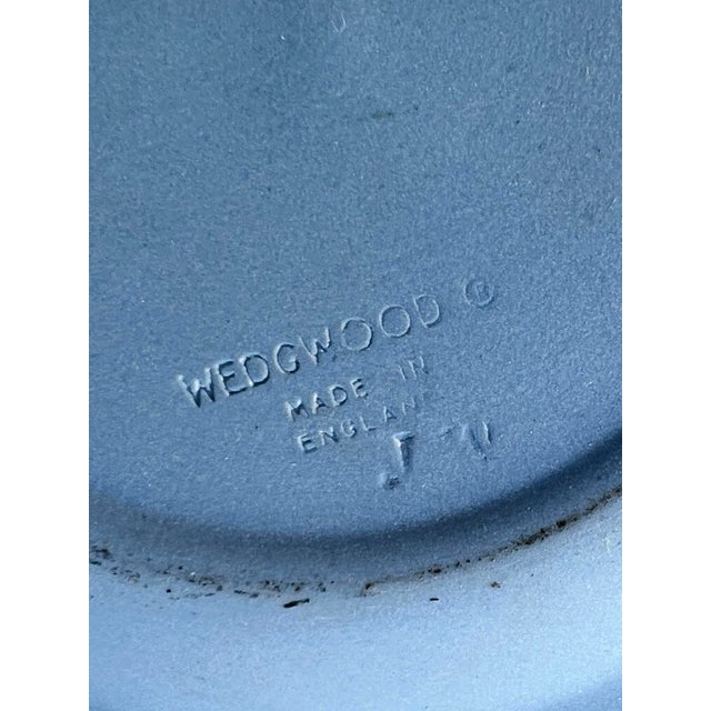 A beautiful mid-century authentic Wedgwood blue Jasperware round trinket dish or pin tray manufactured in 1970. This...