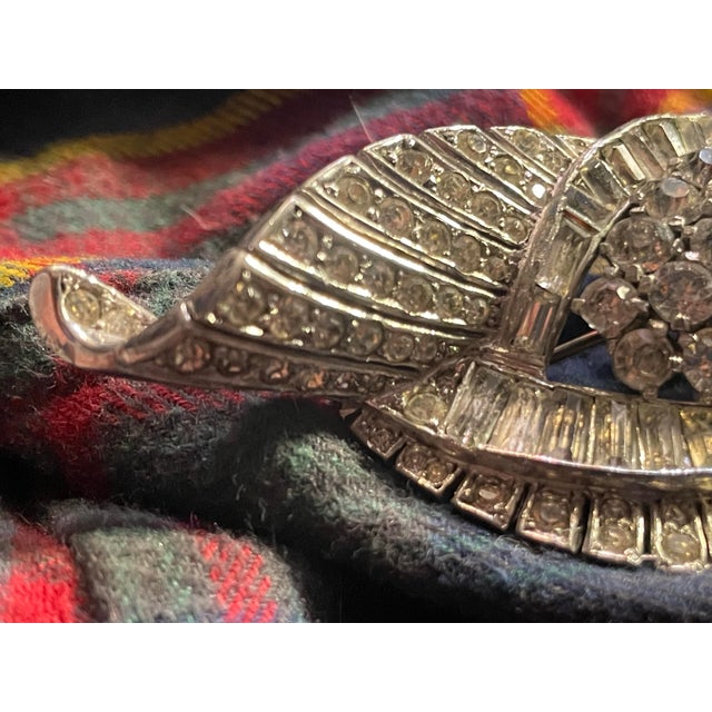 Metal 1935 Rare Vintage Trifari Alfred Philippe KTF Diamante Rhinestone Brooch For Sale - Image 7 of 10