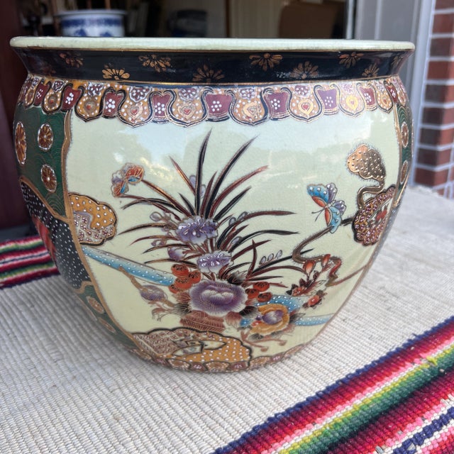 Vintage Chinese Porcelain Jardiniere Planter, Circa 1970's For Sale - Image 12 of 12
