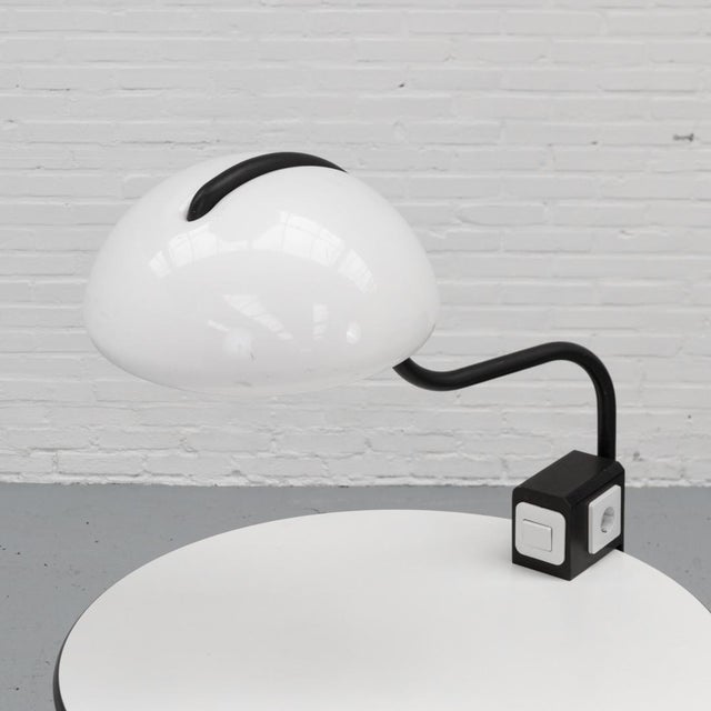 Martinelli Luce Serpente Table Clamp Lamp by Elio Martinelli for Martinelli Luce, 1970s For Sale - Image 4 of 13