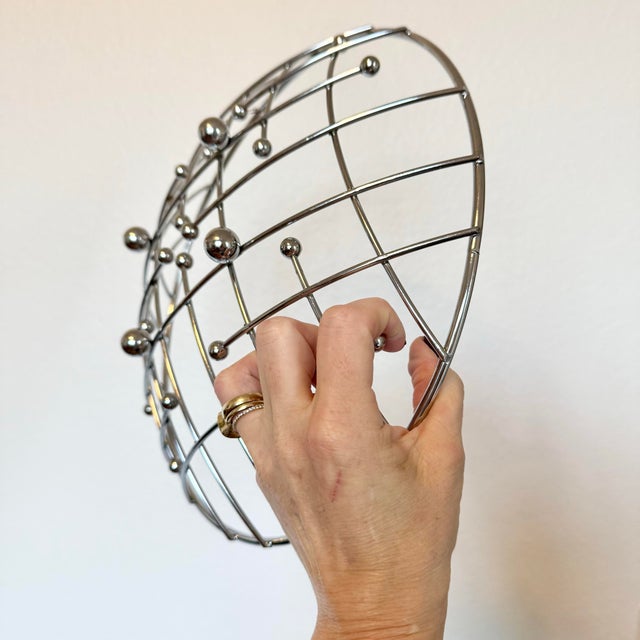 Silver Mid Century Modern Grid Eames Dots Sputnik Retro Metal Fruit Bowl MCM Vintage For Sale - Image 8 of 9