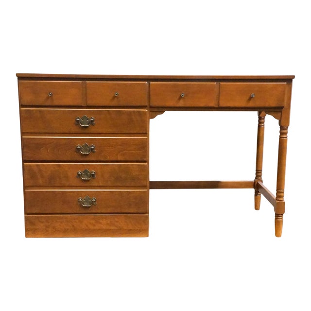 Ethan Allen / Baumritter Heirloom Nutmeg Maple CRP Custom Room Plan 48" Student Desk 665 For Sale