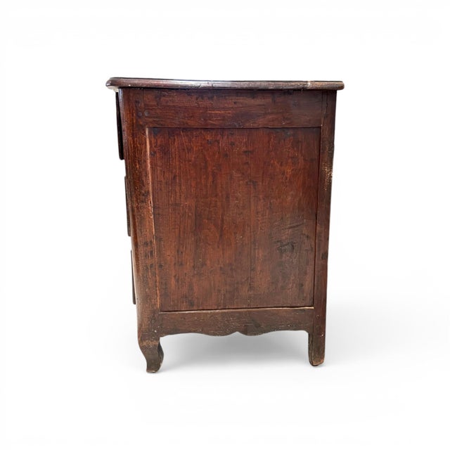 Bronze 18th Century French Louis XV Walnut Chest or Commode With Original Bronze Hardware For Sale - Image 8 of 8