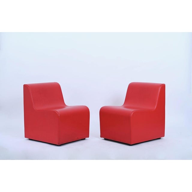 Mid-Century Modular Armchairs and Pouf in Red Leatherette, Italy, 1980s, Set of 3 For Sale - Image 9 of 17