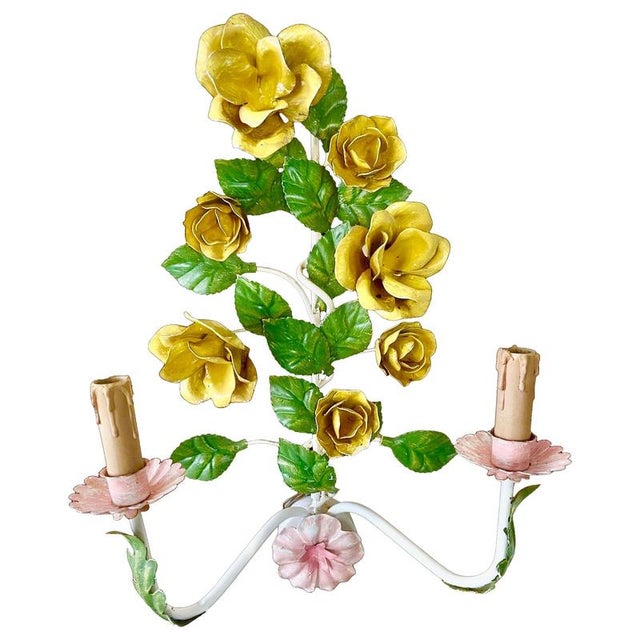 Floral Wall Light in Hand-Painted Tole Metal, Italy, 1960s For Sale - Image 6 of 6