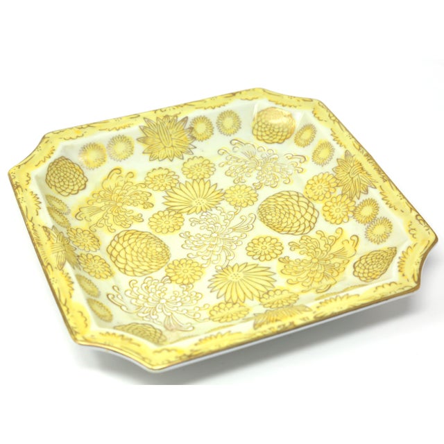 Vintage Chinese Chinoiserie Yellow & Gold Octagonal Porcelain Tray With Chrysanthemums For Sale - Image 4 of 8