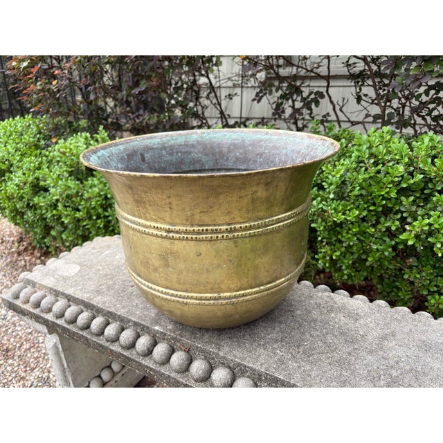 1960s Italian Hammered Brass Planter Stamped Egidio Casagrande For Sale - Image 5 of 10