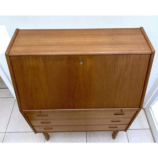 Vintage Secretaire in Teak from Bernhard Pedersen & Søn For Sale - Image 4 of 18