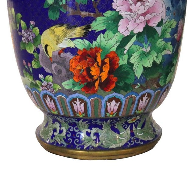 Metal Pair 25" Antique Large Chinese Figural & Floral Cloisonne Enameled Urns C1920 For Sale - Image 7 of 14