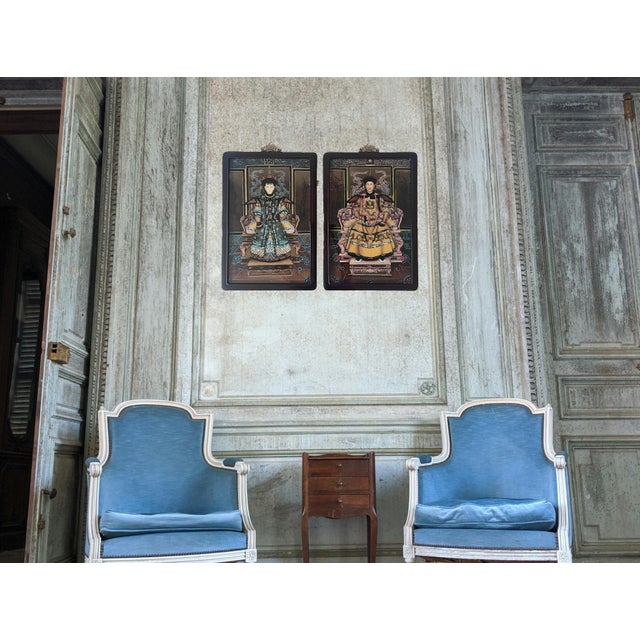 Brown Reverse Painted Chinese Qianlong Emperor & Empress (Nobles) Rosewood Framed Ancestor Paintings - A Pair For Sale - Image 8 of 13
