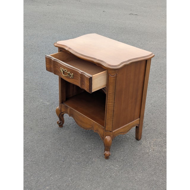 Late 20th Century Country French Provincial Nightstand - Carved Wood Bedside Table For Sale - Image 4 of 9