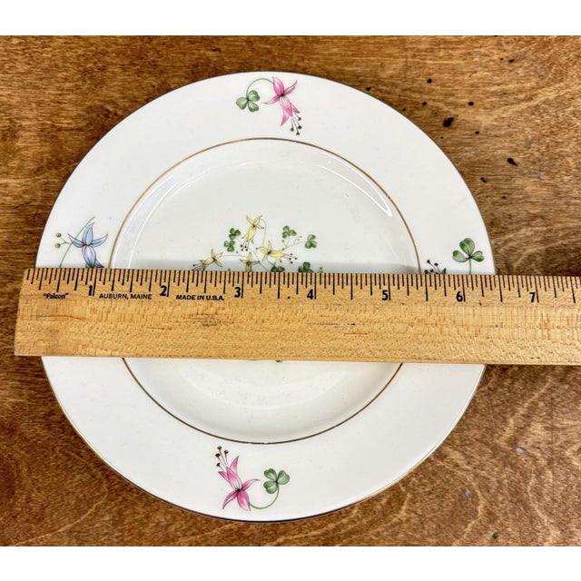 1940s Theodore Haviland New York "Festival" Porcelain Dinnerware Set - 26-Piece For Sale In Portland, OR - Image 6 of 15