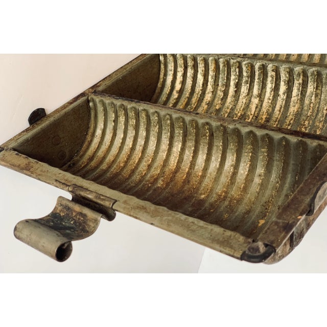 Antique 1890’s Tin Round Bread Four Loaf Baking Pan/Mold For Sale - Image 9 of 12