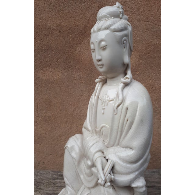 Qing Dynasty Chinese Artist, White Guanyin Sculpture, 1890s, Porcelain For Sale - Image 15 of 18