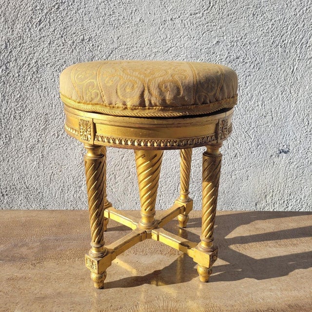 Gold Swivel Piano Stool in Gilded Wood, 1800s For Sale - Image 8 of 15