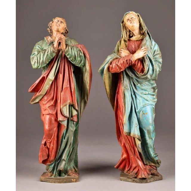 Italian Artist, Mary and John, 17th Century, Wood Sculptures, Set of 2 For Sale - Image 5 of 6