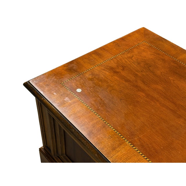 Vintage Hekman Furniture Matching Set: Fluted Console/Sofa Table + Lift-Top Storage Coffee Table For Sale - Image 17 of 17
