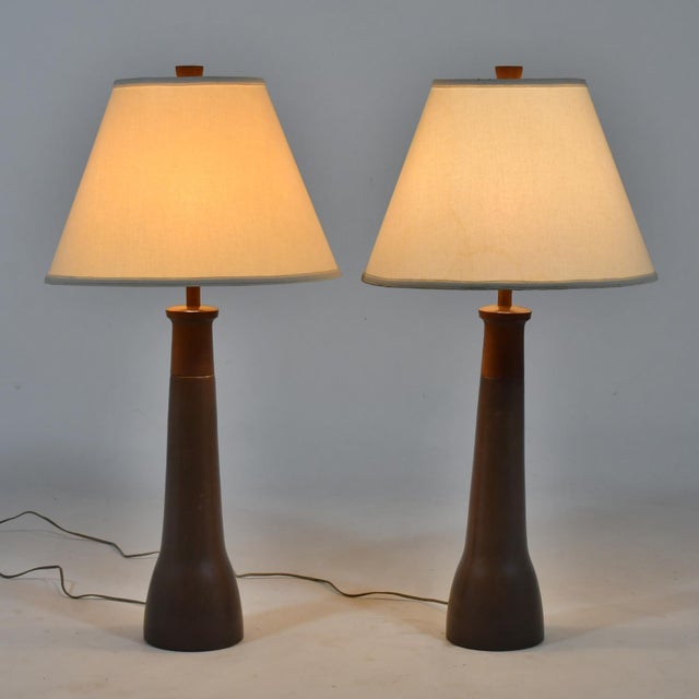 Mid-Century Modern Mid 20th Century Gordon & Jane Martz Model 165 Table Lamps for Marshall Studios (Pair) For Sale - Image 3 of 10