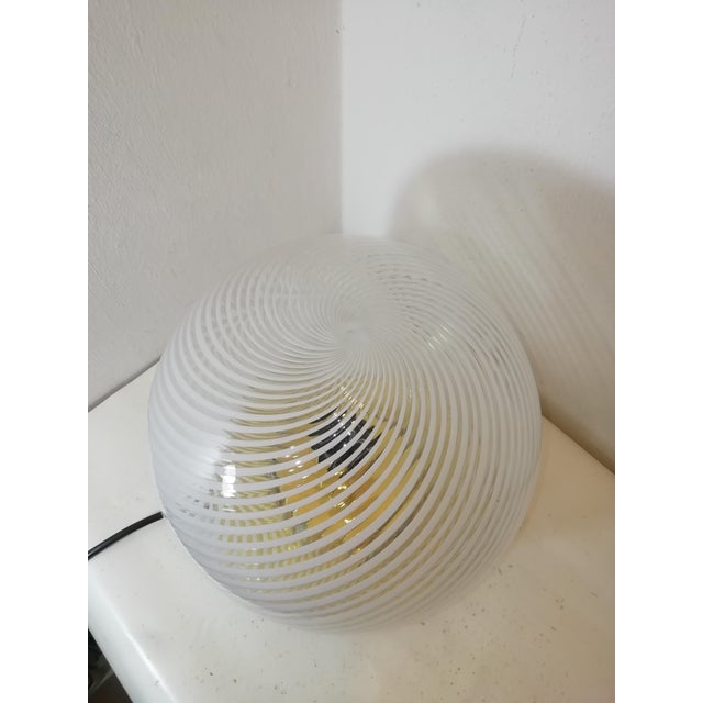 Venini Table Lamp by Ornella Noorda for Venini, Italy, 1970s For Sale - Image 4 of 10