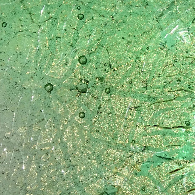 Mid 20th Century Murano Vintage Green Crackle Surface Gold Flecks Italian Art Glass Decorative Scallop Rim Bowl For Sale - Image 5 of 9