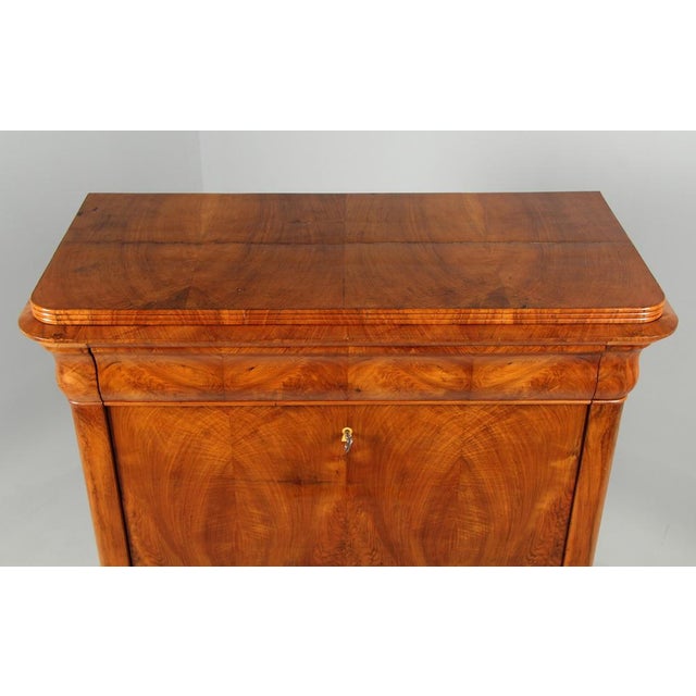 Antique Biedermeier Walnut Secretary, 1835 For Sale - Image 16 of 18